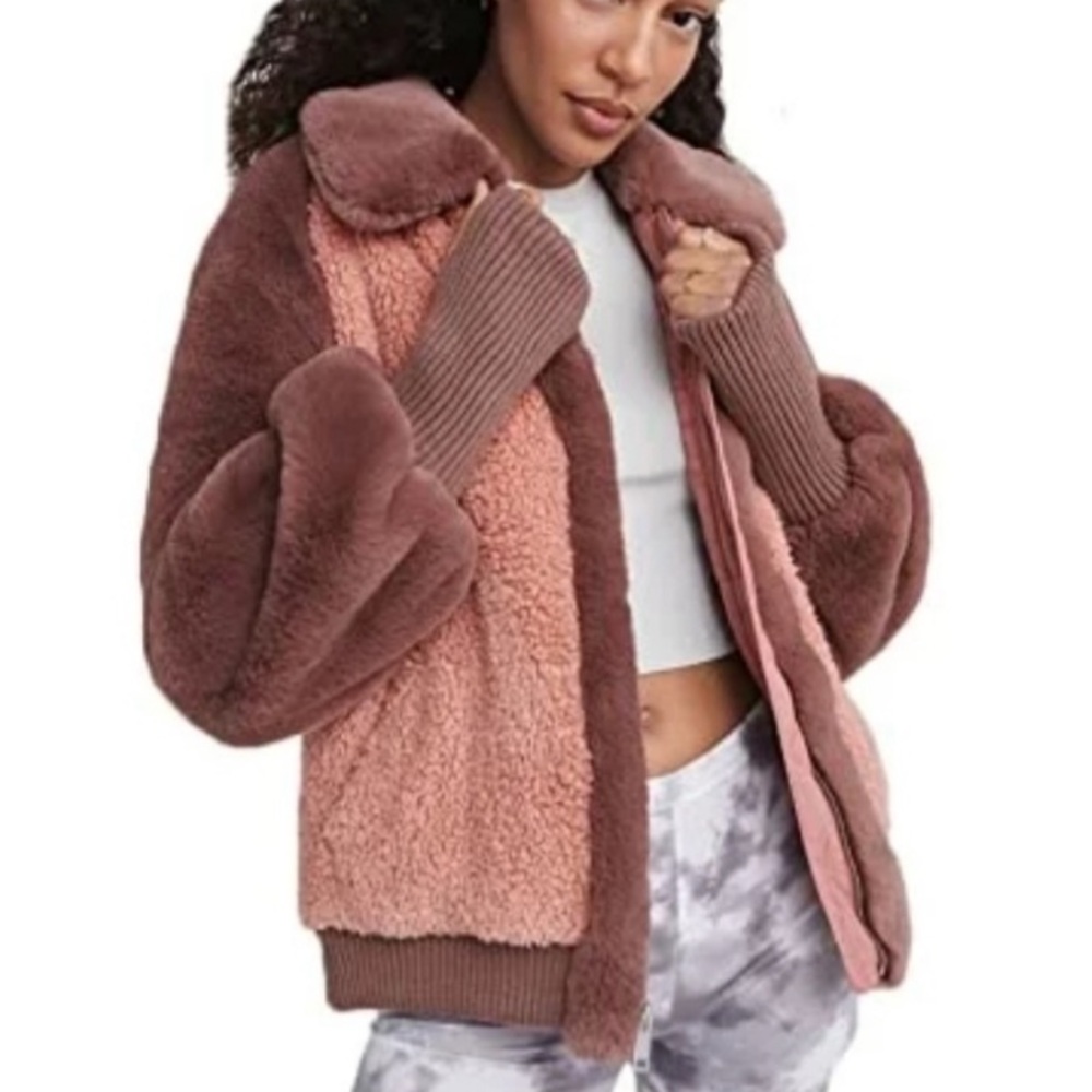 UGG NWT Pink and Brown Sherpa Jacket Small